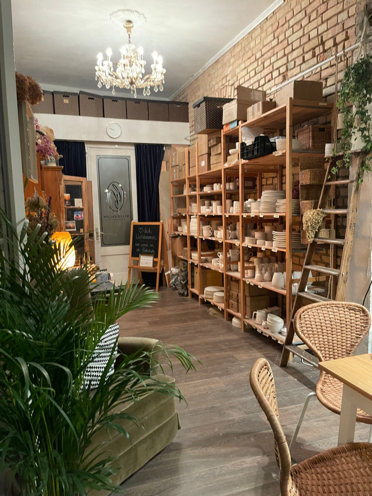 Keramik bemalen im GARTENATELIER an Samstagen